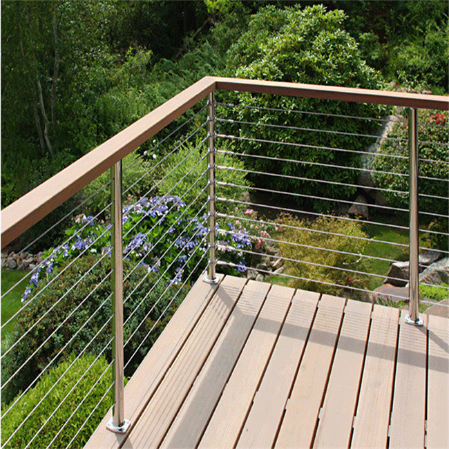 Modern Indoor/Outdoor Stainless Steel Cable Railing