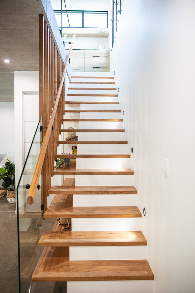 Hotel Indoor Decoration Invisible Cantilever Straight Glass Steel Floating Staircase Modern House Glass Staircase Design