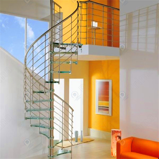 Prima Round Stairs GlaasSpiral Staircase Outdoor Indoor