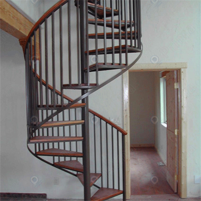 Prima Stairs Wooden Treaded Indoor Spiral Staircase