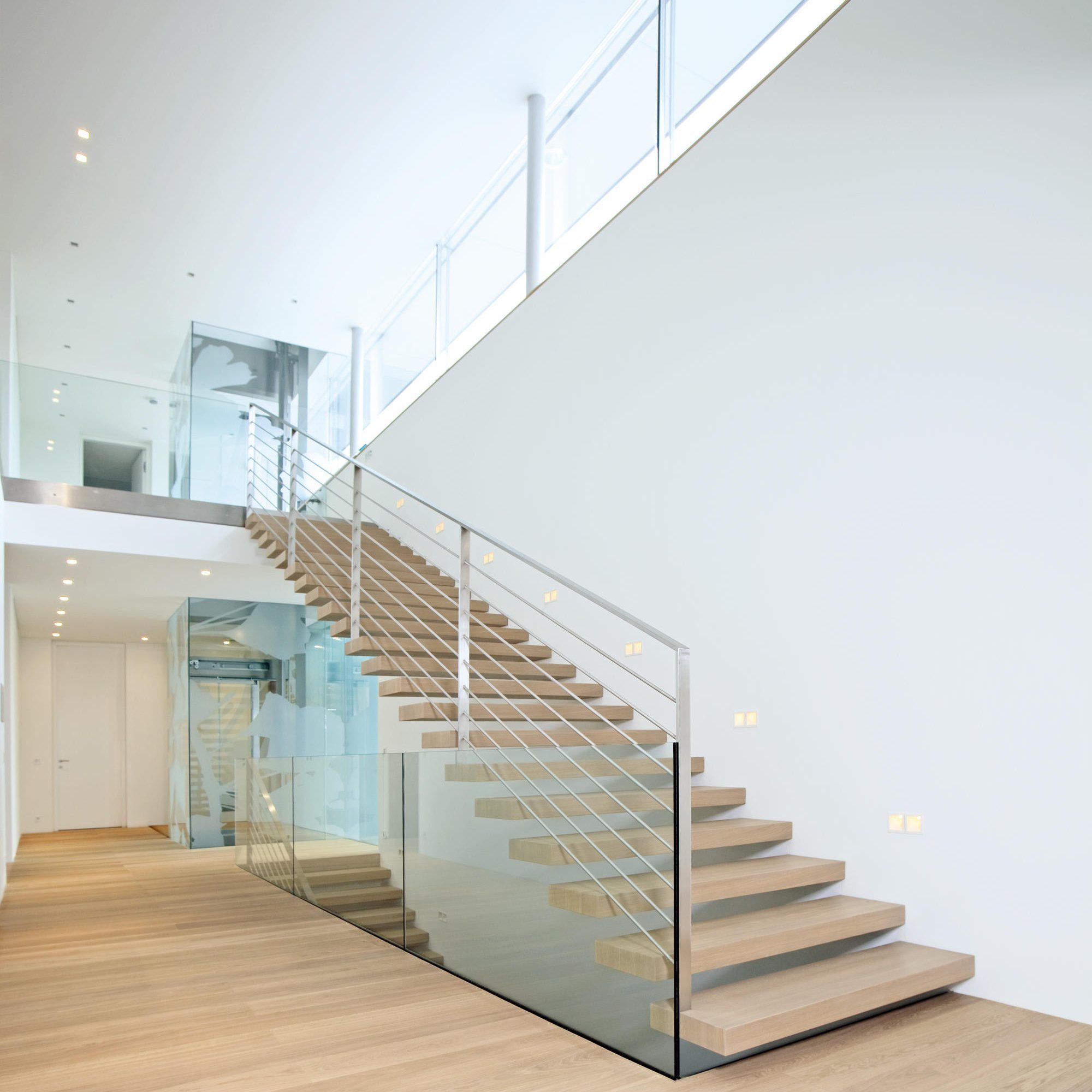 Prima 	 modern glass fencingbalustrading stainless steel indoor straight staircase